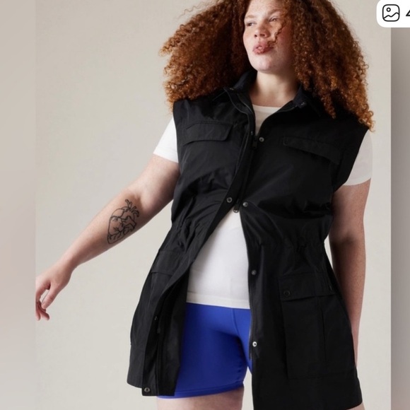Athleta Jackets & Blazers - NWT ATHLETA black boundless vest Size 3X